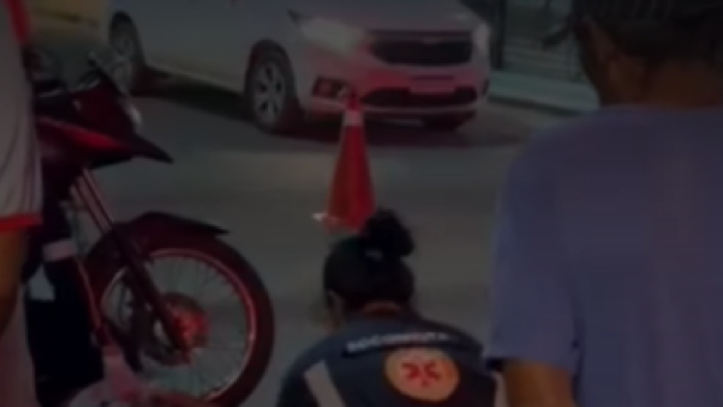 Carro na contramão causou grave acidente com moto no Baianão